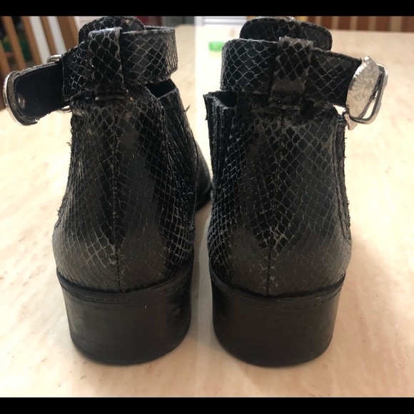 Zara Trafaluc Shoes - Picture 6 of 7